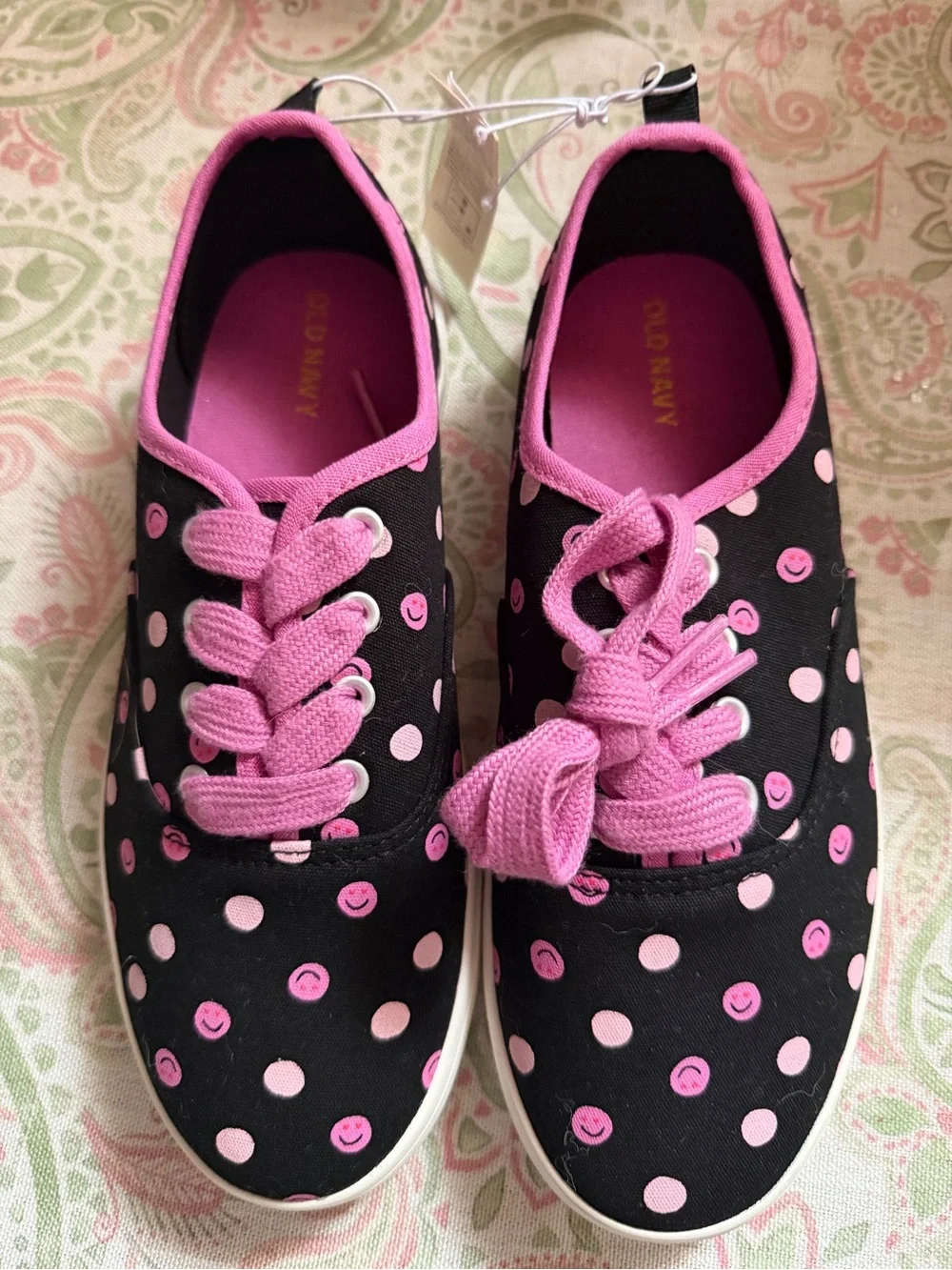 Old Navy Girls Smiley Face and Polka Dot Canvas Lace-Up Sneakers Size 5 NEW